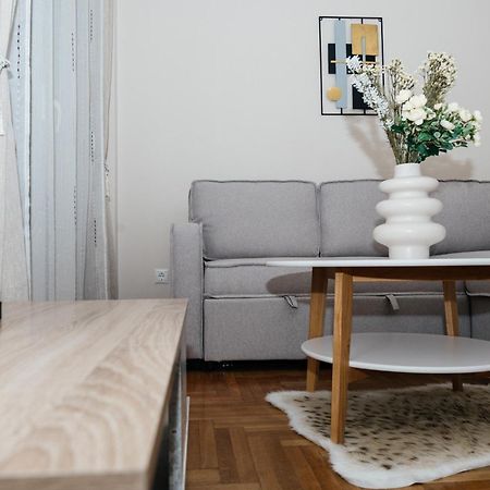 Luxury Apartment Center Атина Екстериор снимка