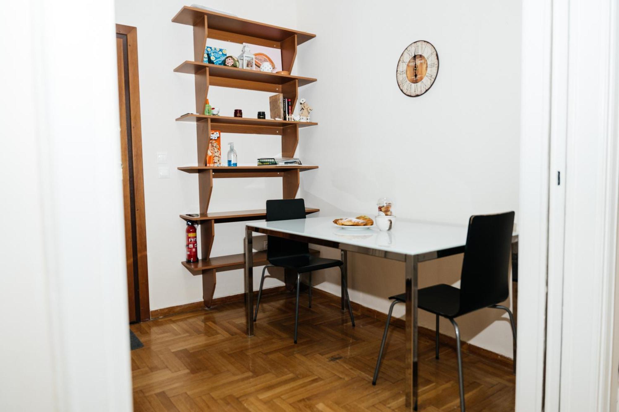 Luxury Apartment Center Атина Екстериор снимка