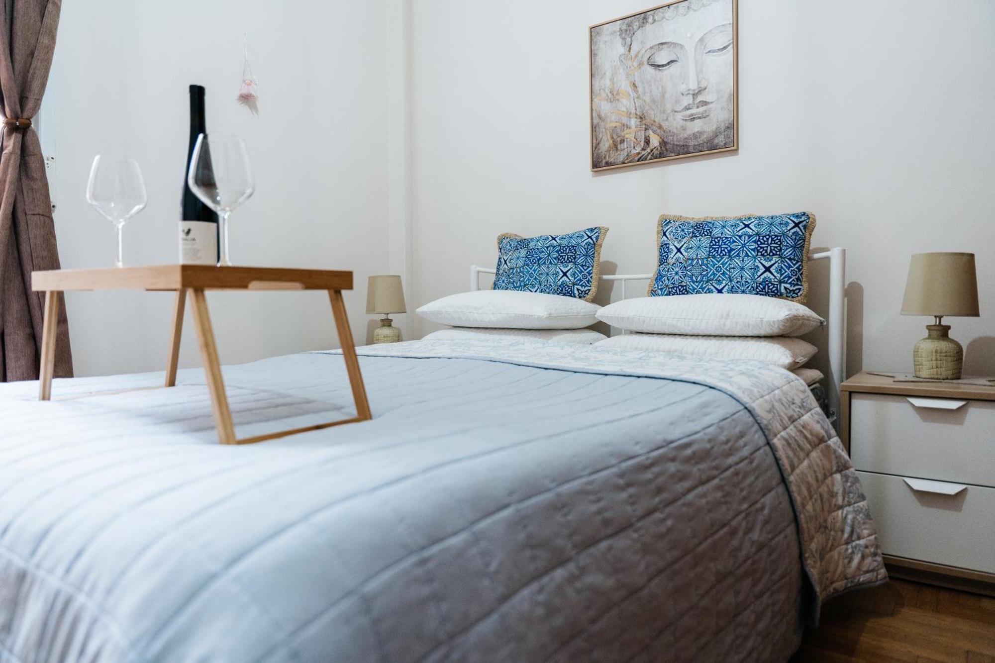 Luxury Apartment Center Атина Екстериор снимка